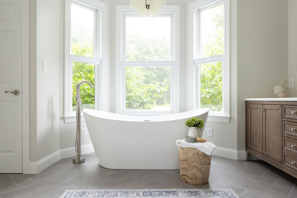 bathroom-design-bathtub-design-and-remodel